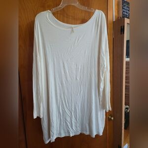 Women's 42POPS Cream Tunic Top, Medium
